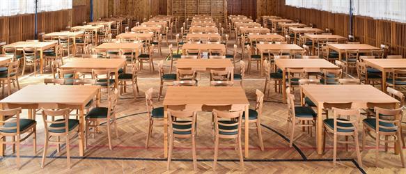 Laminovaný stůl Karpov, buková židle Marona P 2192 polstrovaná, KD Manětín, Restaurační stůl Karpov, barva buk přírodní, židle 2192 MARONA, barva moření 12, čalounění zelenou koženkou, Sádlík český výrobce nábytku